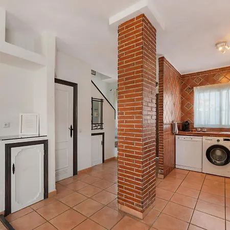 Holiday home Cozy Terraced House Near The Estepona