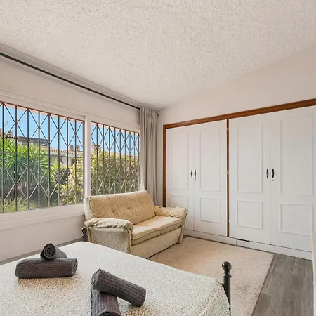 Holiday home Cozy Terraced House Near The